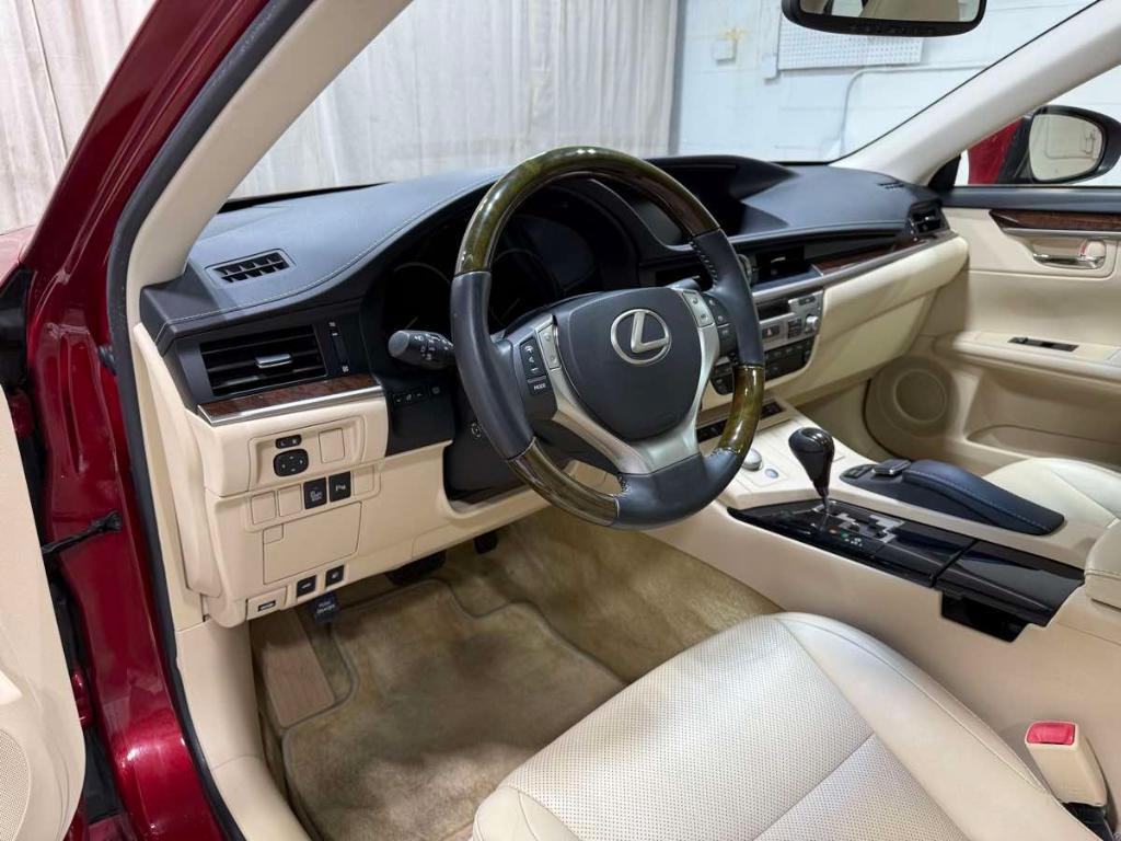 used 2015 Lexus ES 350 car, priced at $24,985