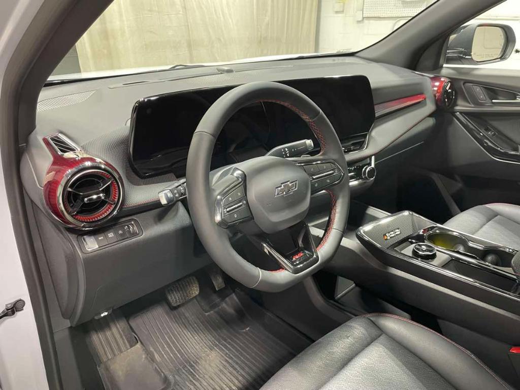 used 2026 Chevrolet Equinox car, priced at $35,985
