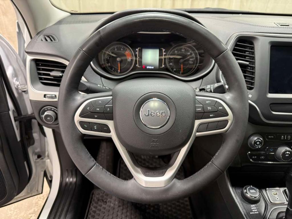 used 2022 Jeep Cherokee car, priced at $24,985