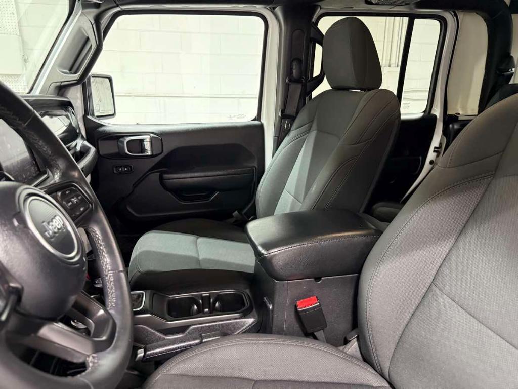 used 2022 Jeep Gladiator car, priced at $28,985