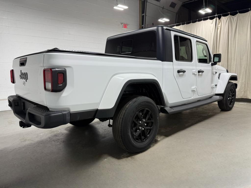 used 2022 Jeep Gladiator car, priced at $28,985