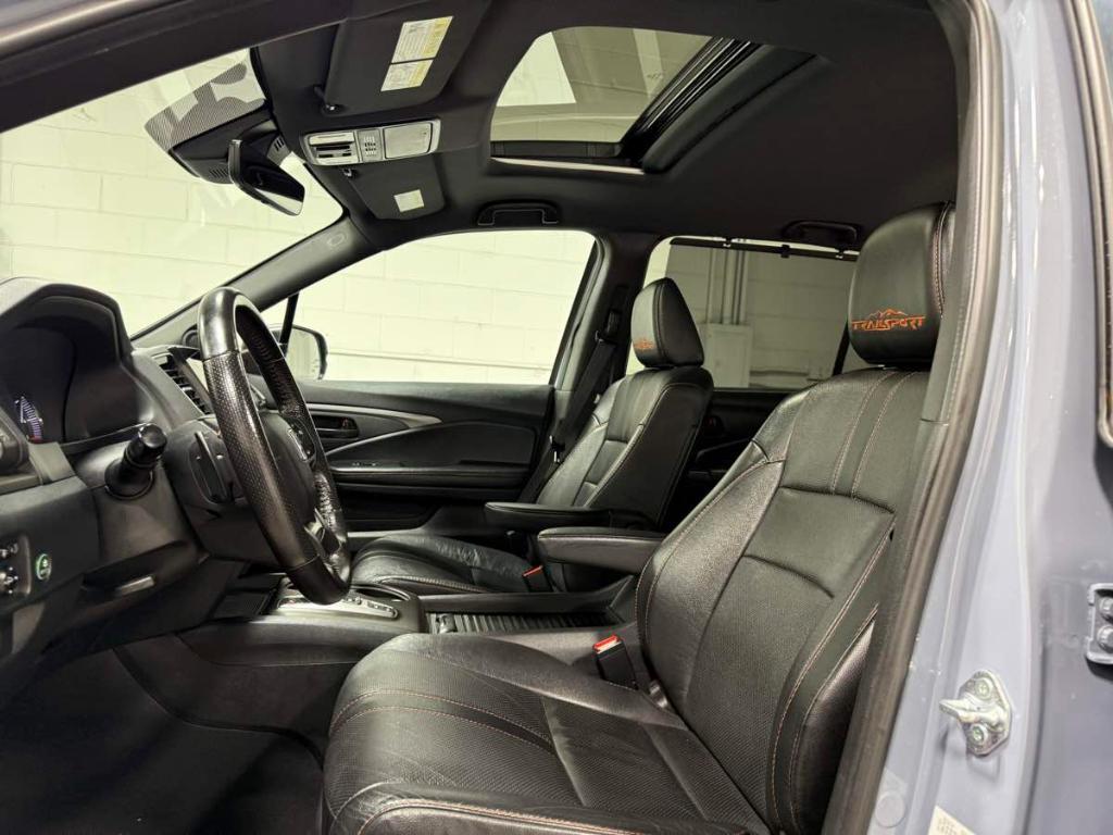used 2022 Honda Passport car, priced at $33,985
