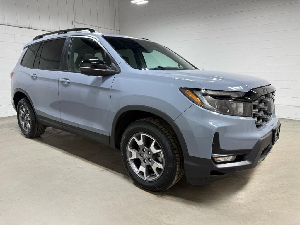 used 2022 Honda Passport car, priced at $33,985