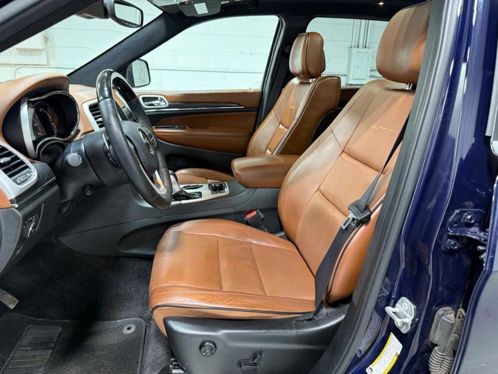 used 2018 Jeep Grand Cherokee car, priced at $21,985