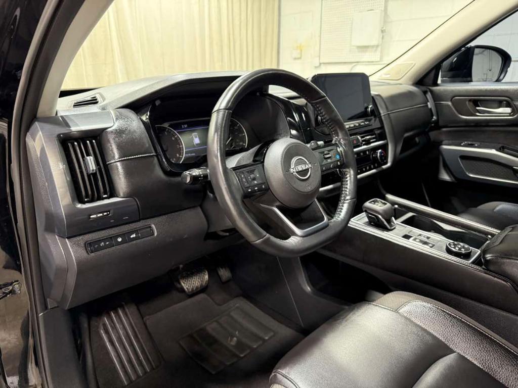 used 2024 Nissan Pathfinder car, priced at $35,985