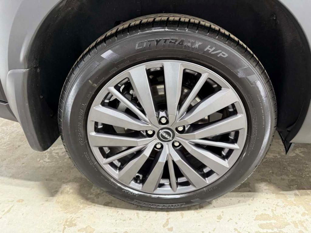 used 2024 Nissan Pathfinder car, priced at $35,985