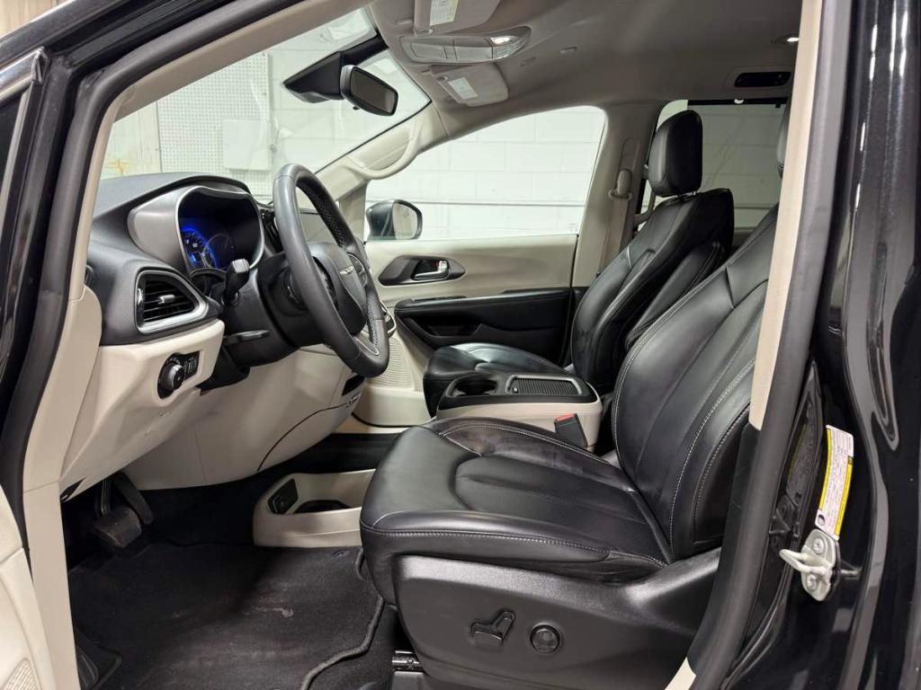 used 2023 Chrysler Pacifica car, priced at $23,985