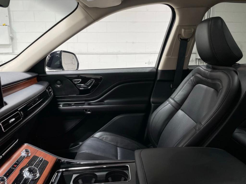 used 2024 Lincoln Aviator car, priced at $55,985