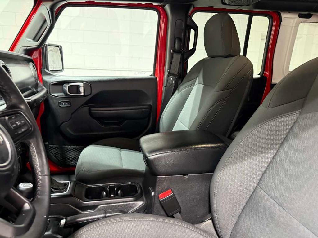 used 2022 Jeep Wrangler Unlimited car, priced at $35,985