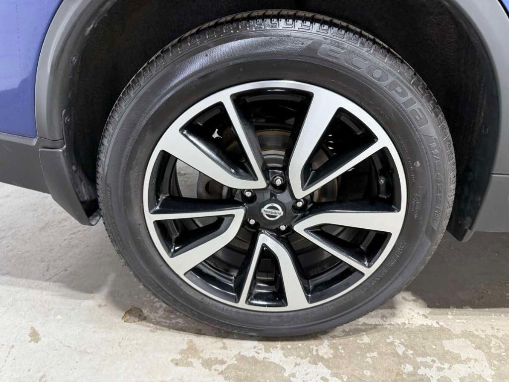 used 2018 Nissan Rogue car, priced at $15,985