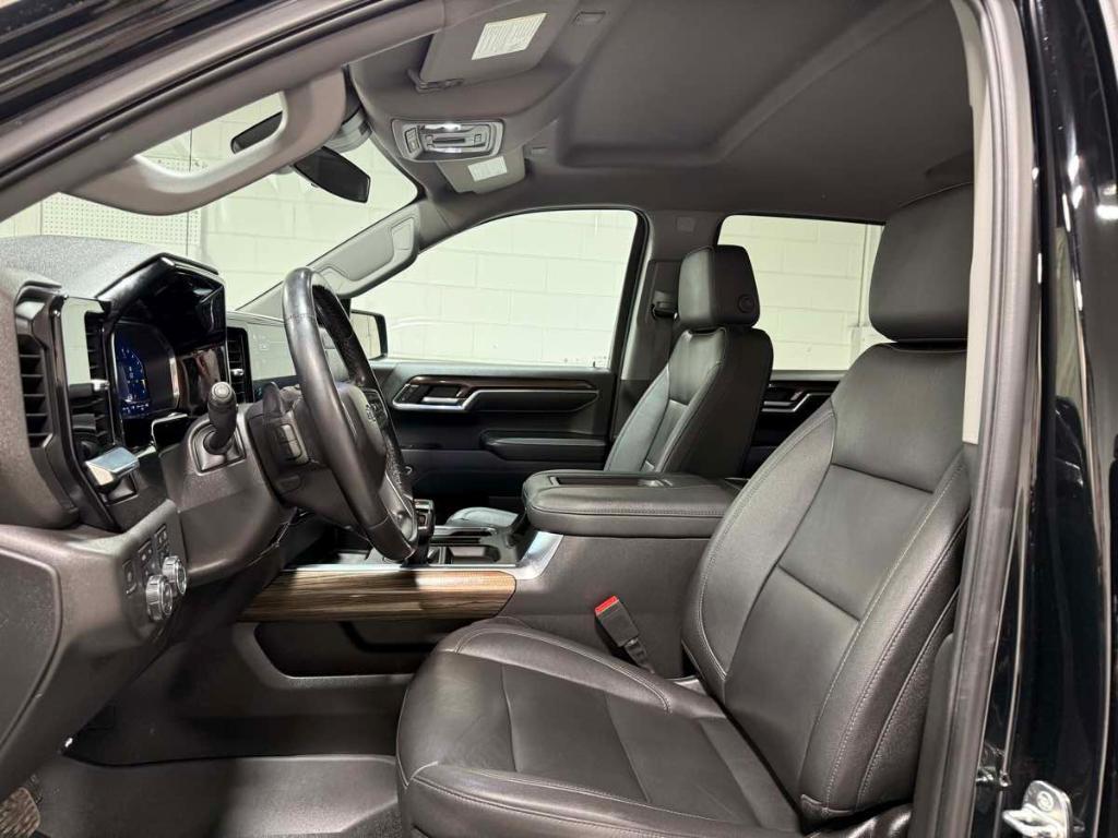 used 2022 Chevrolet Silverado 1500 car, priced at $37,985