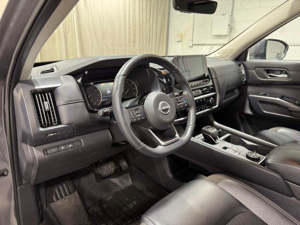 used 2023 Nissan Pathfinder car, priced at $31,985