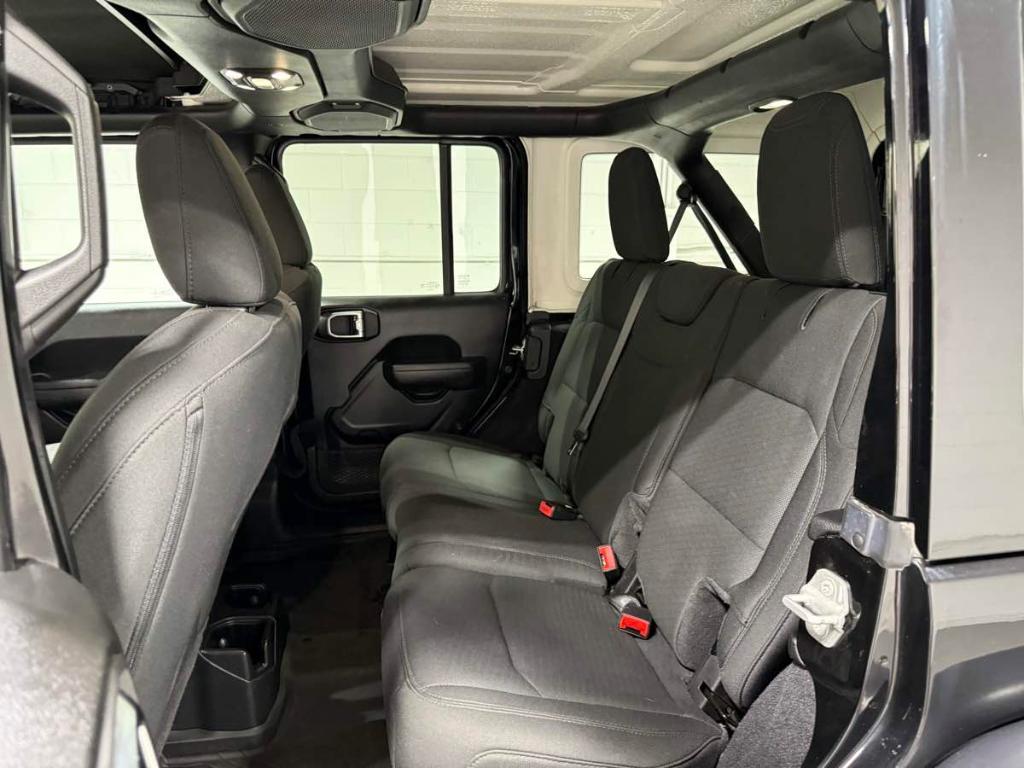 used 2022 Jeep Wrangler Unlimited car, priced at $33,985