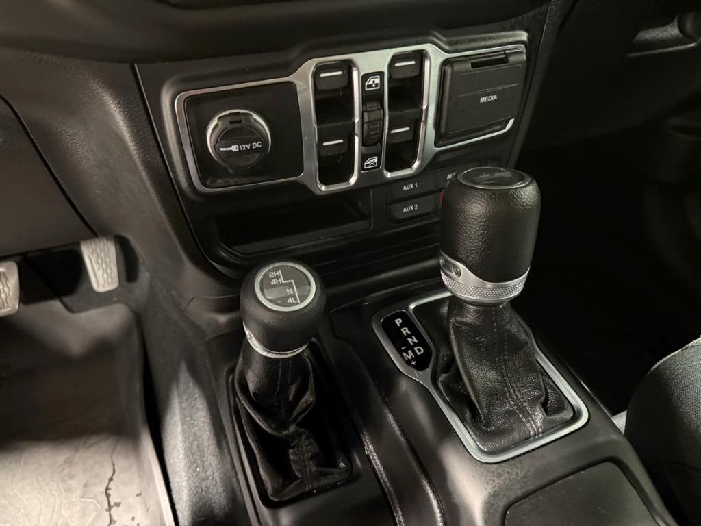 used 2022 Jeep Wrangler Unlimited car, priced at $33,985