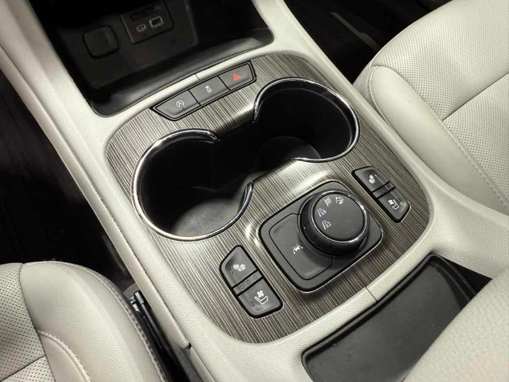 used 2023 GMC Acadia car, priced at $37,985