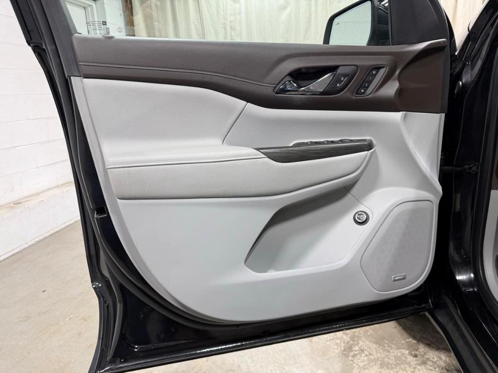 used 2023 GMC Acadia car, priced at $37,985