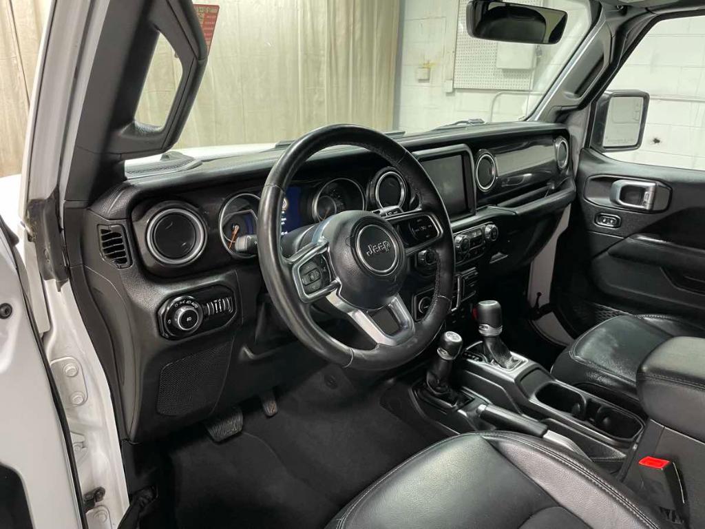 used 2019 Jeep Wrangler Unlimited car, priced at $28,985