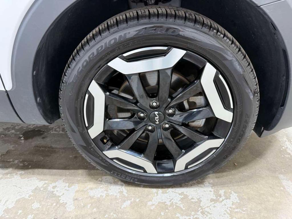 used 2024 Kia Telluride car, priced at $36,985