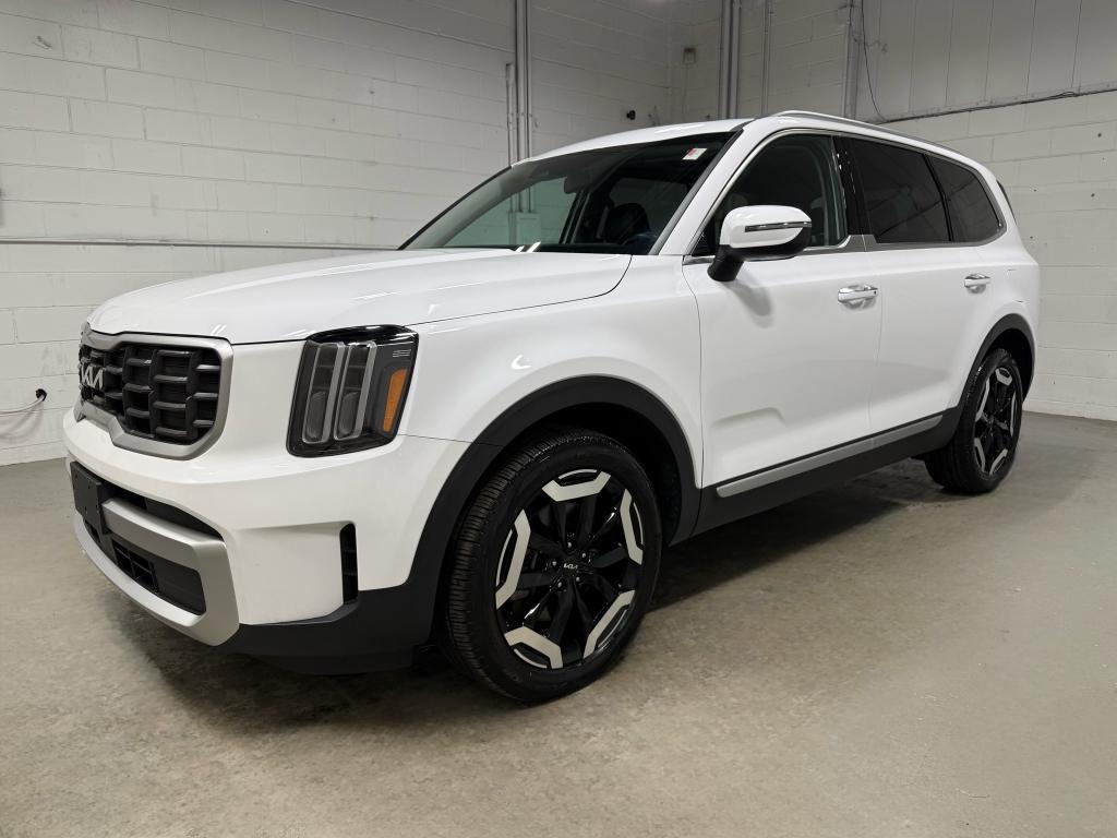 used 2024 Kia Telluride car, priced at $36,985