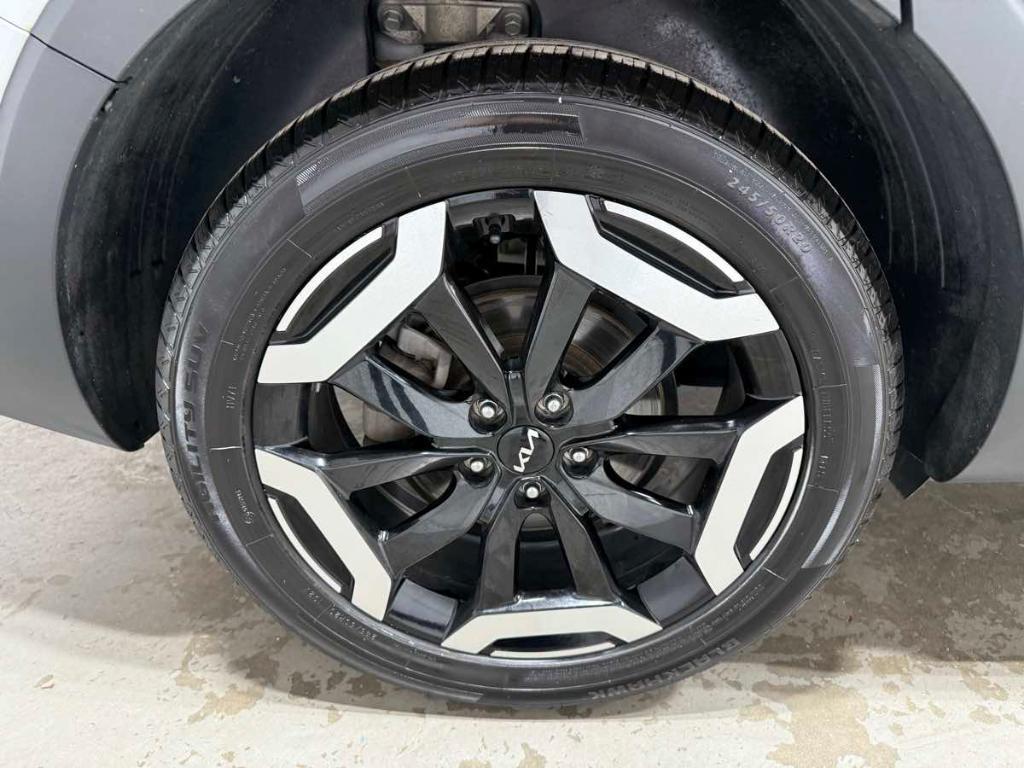 used 2024 Kia Telluride car, priced at $31,985