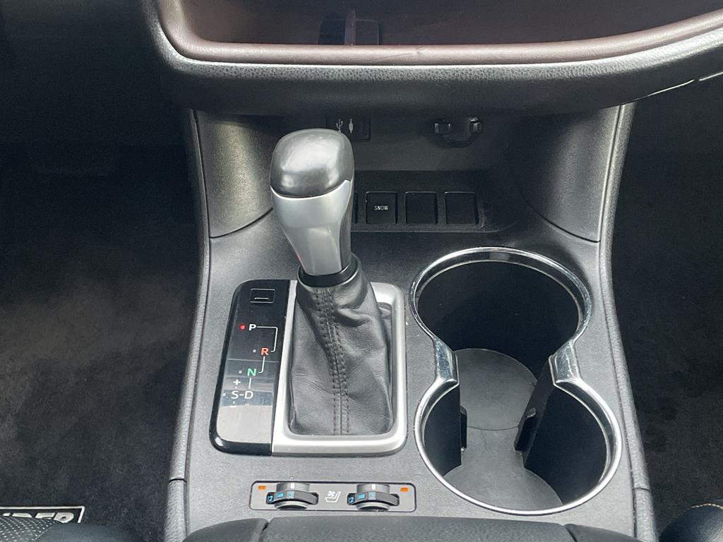 used 2014 Toyota Highlander car, priced at $16,947