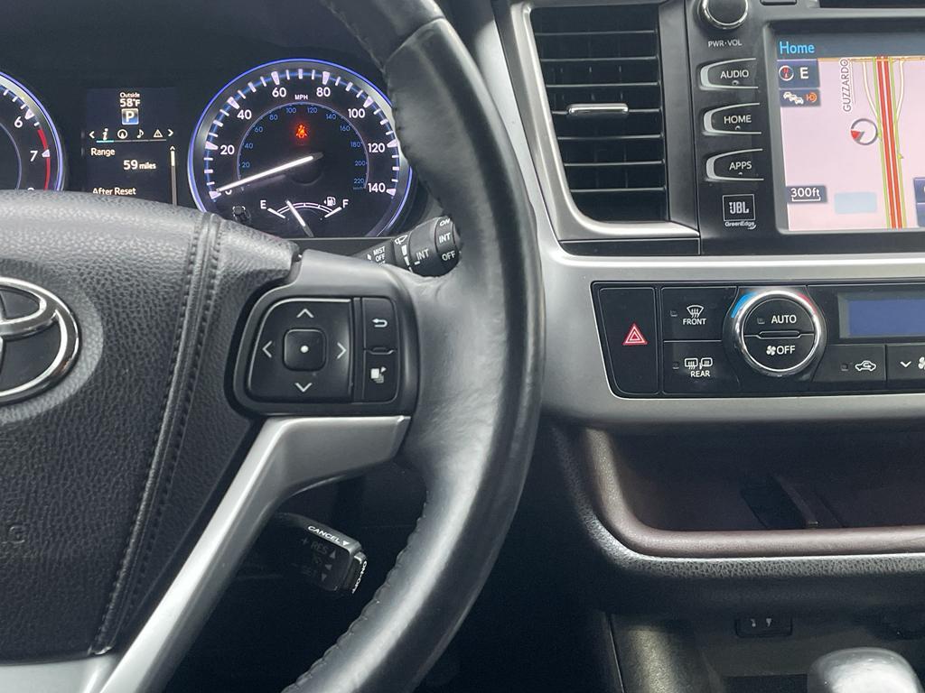 used 2014 Toyota Highlander car, priced at $16,947