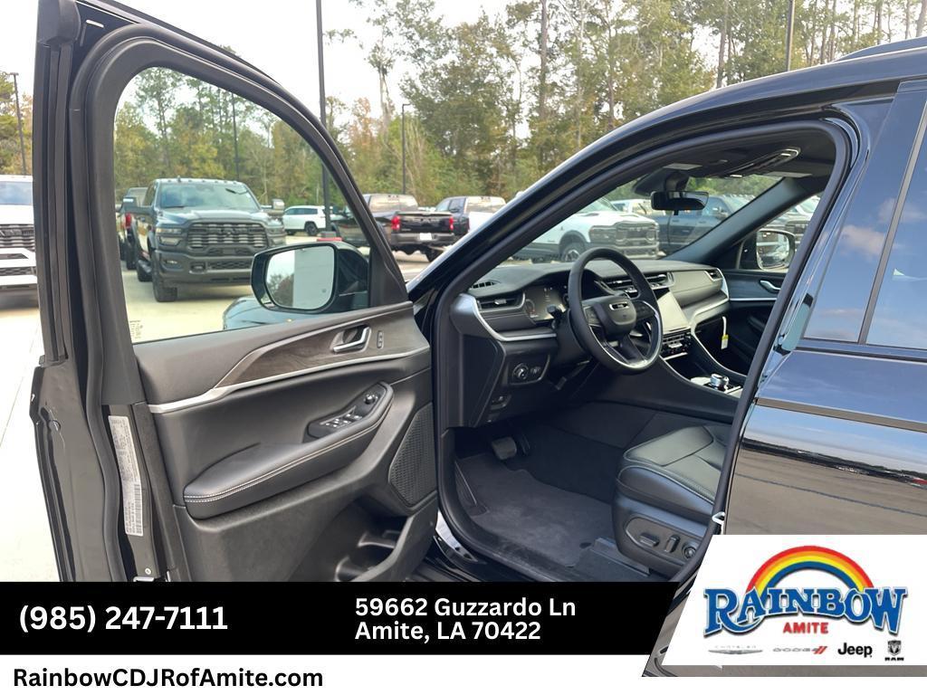 new 2025 Jeep Grand Cherokee L car, priced at $44,870