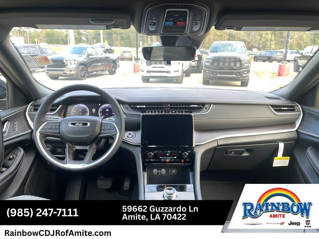 new 2025 Jeep Grand Cherokee L car, priced at $44,870