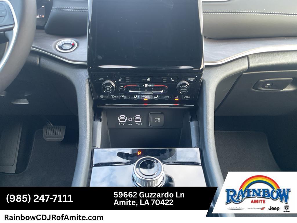 new 2025 Jeep Grand Cherokee L car, priced at $44,870