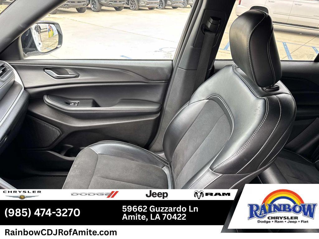 used 2024 Jeep Grand Cherokee car, priced at $30,401