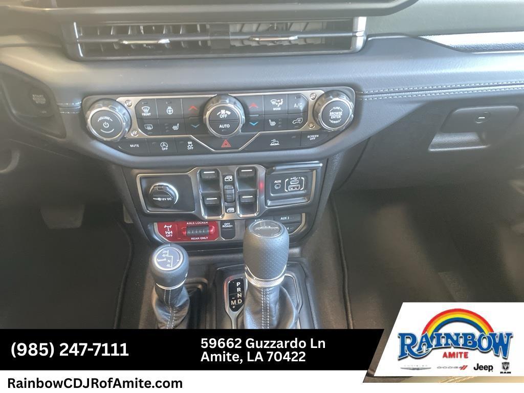 new 2026 Jeep Gladiator car, priced at $55,345