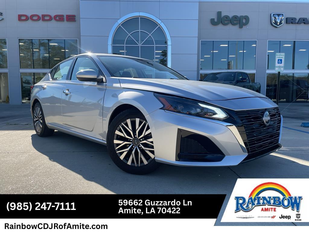 used 2023 Nissan Altima car, priced at $18,622