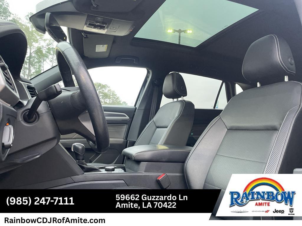 used 2023 Volkswagen Atlas Cross Sport car, priced at $26,997
