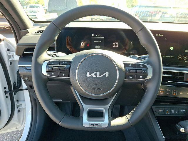 new 2026 Kia K5 car, priced at $31,632