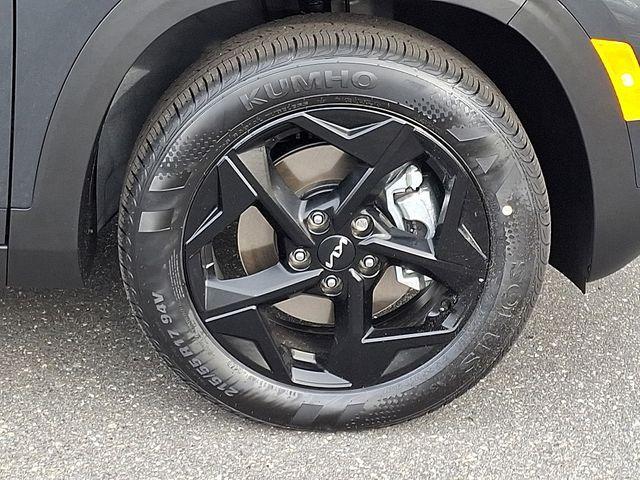 new 2026 Kia Seltos car, priced at $30,414