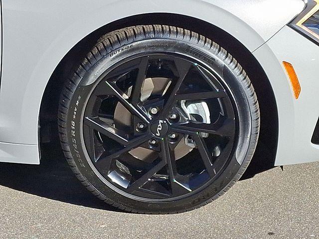 new 2026 Kia K5 car, priced at $30,282