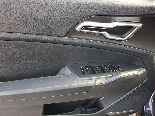 new 2026 Kia Sportage car, priced at $28,908