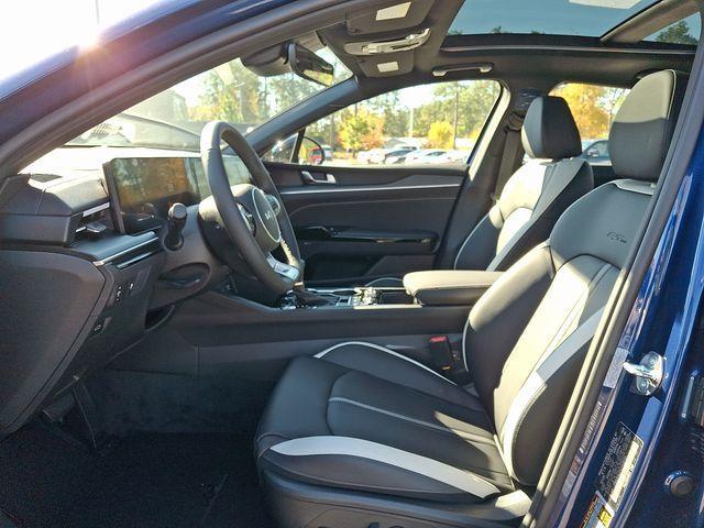 new 2026 Kia K5 car, priced at $29,868
