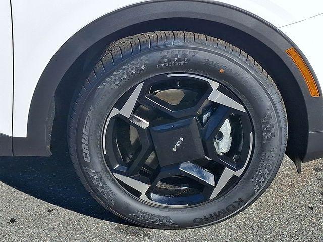 new 2026 Kia Sportage car, priced at $29,313