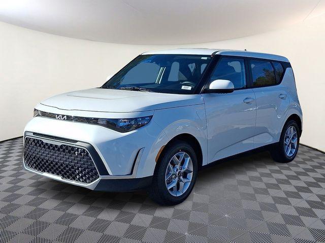 new 2025 Kia Soul car, priced at $21,592