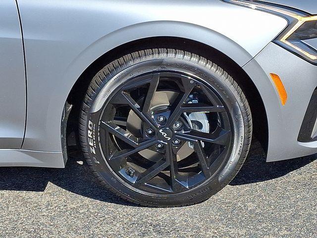 new 2026 Kia K5 car, priced at $33,664