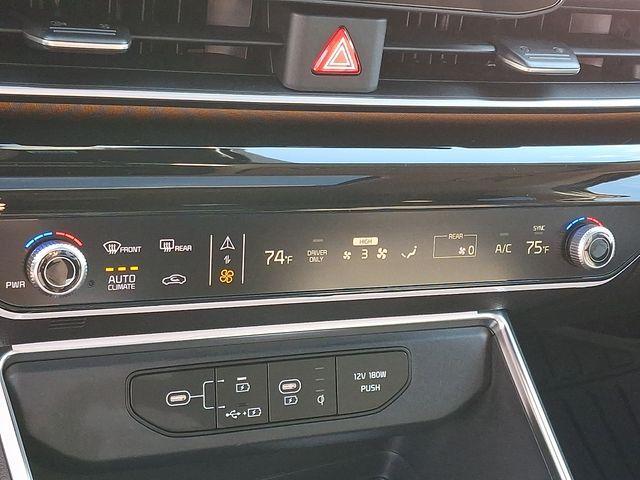 new 2026 Kia Carnival Hybrid car, priced at $53,570