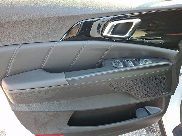 new 2026 Kia Carnival Hybrid car, priced at $53,570