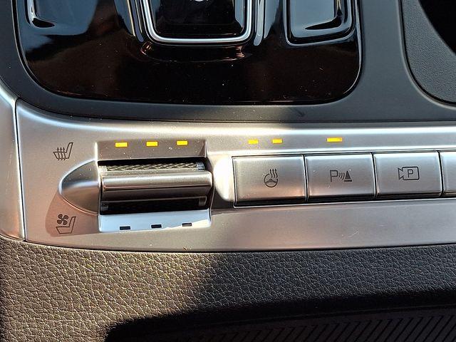 new 2026 Kia Carnival Hybrid car, priced at $53,570