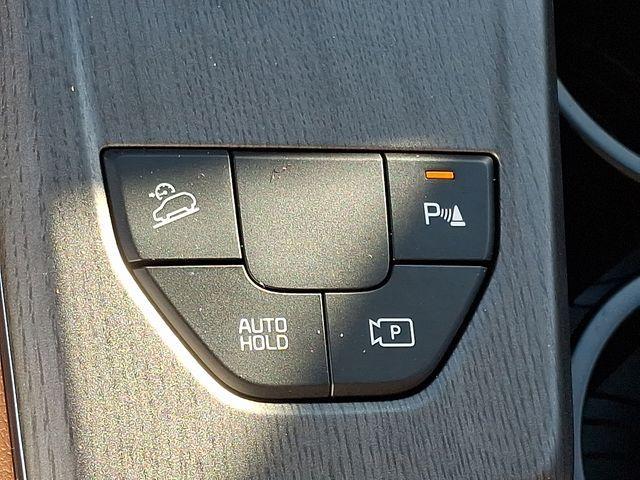 new 2026 Kia Sportage Hybrid car, priced at $37,005