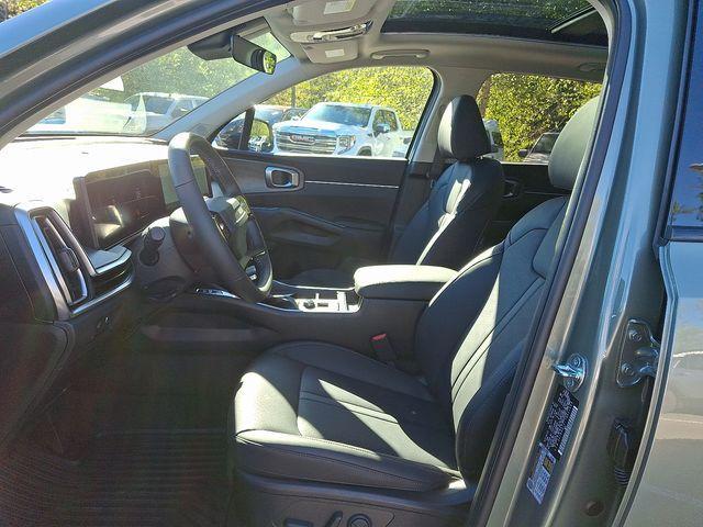 new 2026 Kia Sorento car, priced at $40,302