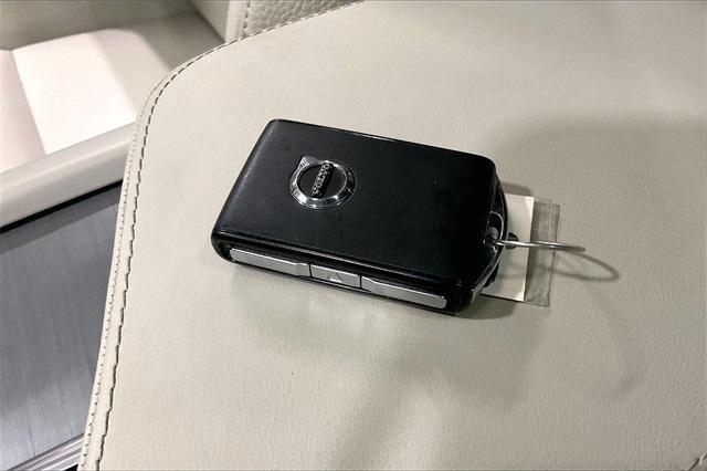 used 2024 Volvo XC90 car, priced at $36,700