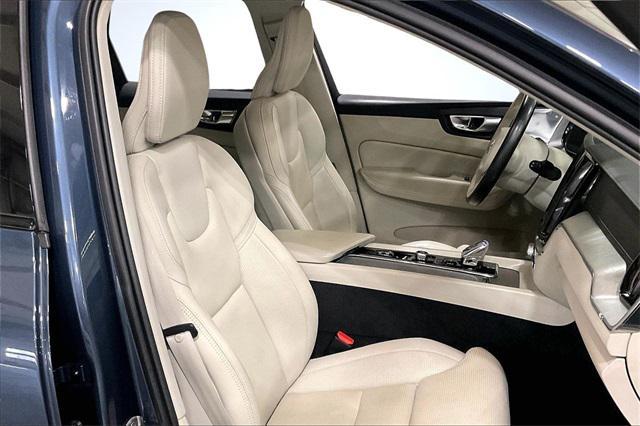 used 2024 Volvo XC60 Recharge Plug-In Hybrid car, priced at $47,400