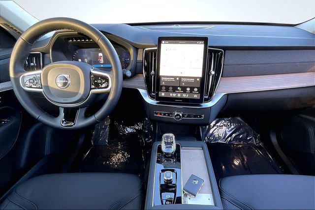 new 2026 Volvo XC90 Plug-In Hybrid car, priced at $76,875