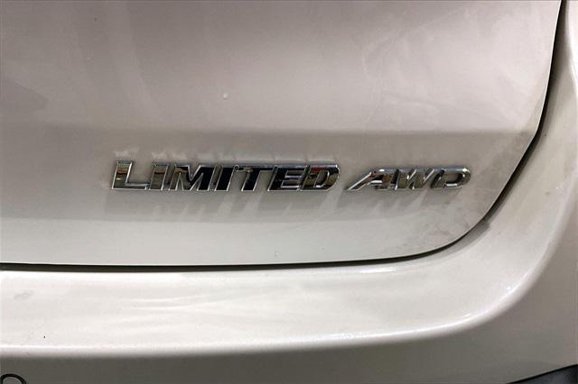 used 2018 Toyota Highlander car, priced at $24,400